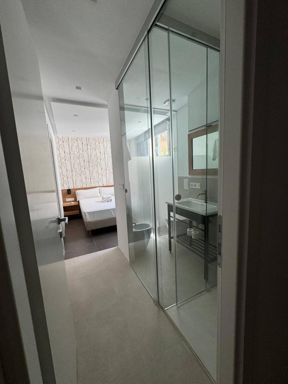 Rooms Con Bano Privado Y Cocina Compartida 발렌시아 외부 사진